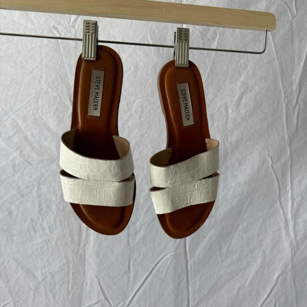 Alexandra White Crocodile Sandals